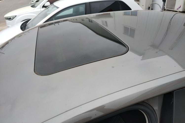 Used Volkswagen Jetta 2015 1.6L Automatic Comfort Model Roof