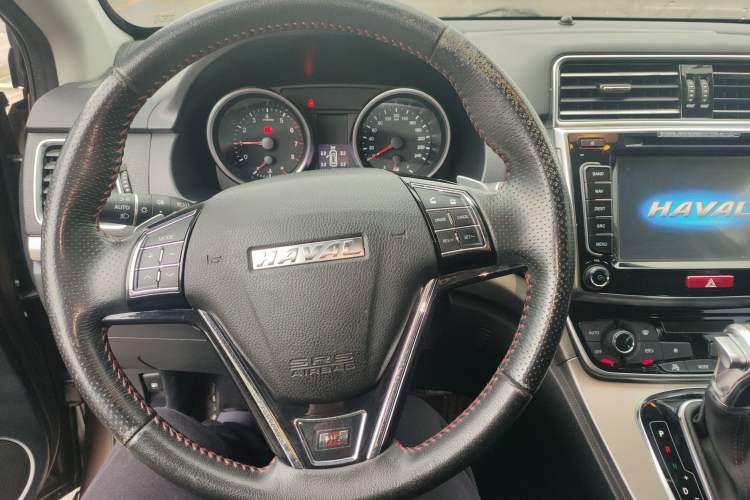 Used Haval H6 2015 Sport Edition 1.5T Automatic Two-Wheel Drive Luxury Model
