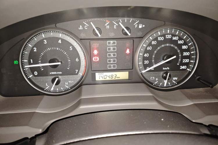 Used Toyota Land Cruiser  Instrument Cluster