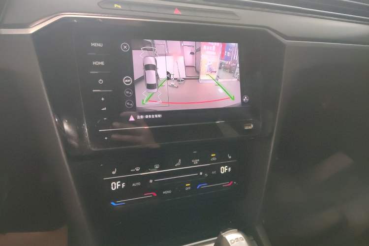 Used Volkswagen Magotan 2020 330TSI DSG Luxury Edition Audio And AC Panel