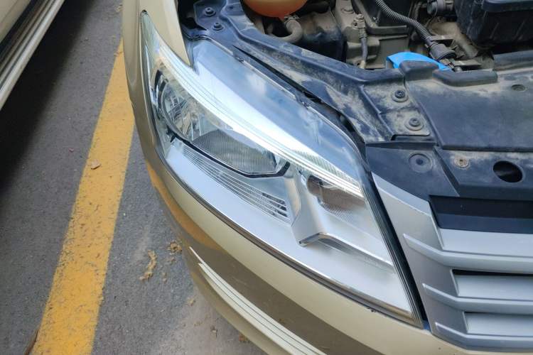 Used Volkswagen Santana 2013 1.6L Automatic Fashion Edition