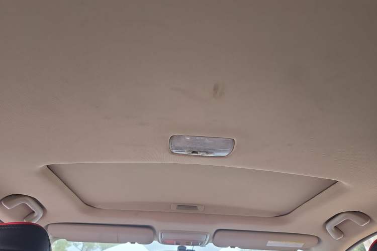 Used Honda CR-V 2015 2.0L two-wheel drive Fashion Edition