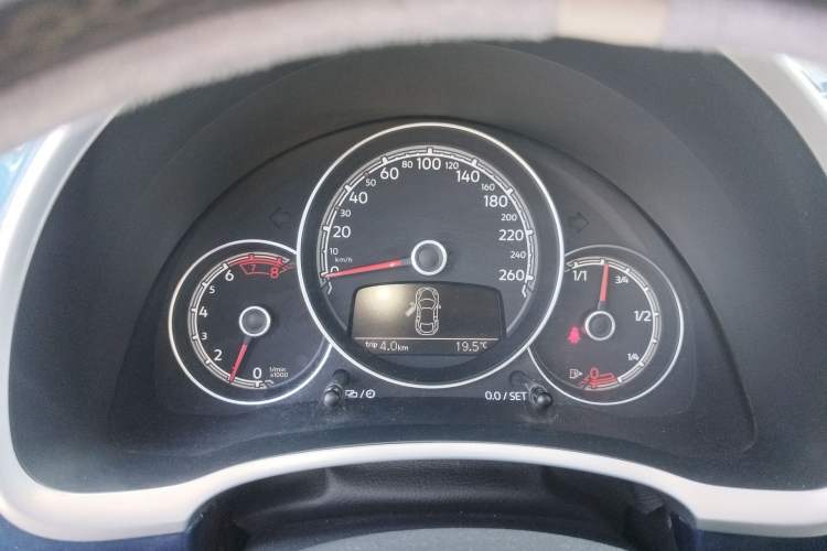 Used Volkswagen Beetle 2017 180TSI Shangle Edition Instrument Cluster