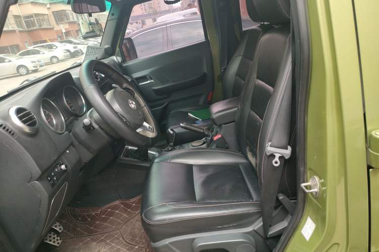 Used BAIC Off-Road BJ40 2016 40L 2.0T Manual All-Wheel Drive Prestige Edition
