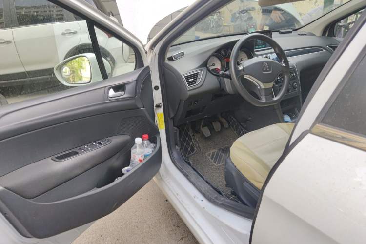 Used Peugeot 308 2014 Enjoy Edition Classic 1.6L Manual YouShang Model Driver Seat