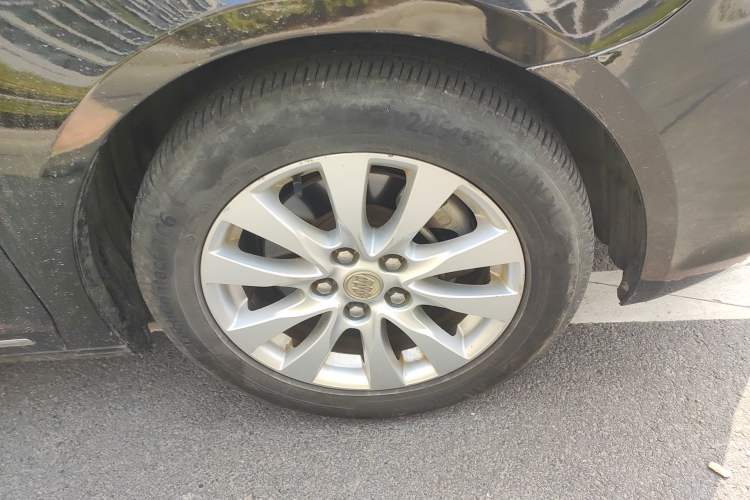 Used Buick LaCrosse 2013 2.4L SIDI Leading Comfort Version
