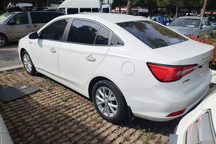 Used Roewe i5 2020 1.5L Automatic 4G Connected Linghao Edition