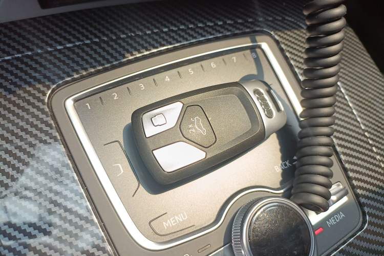 Used Audi Q5L 2020 45 TFSI Prestige Fashion Model Vehicle Key