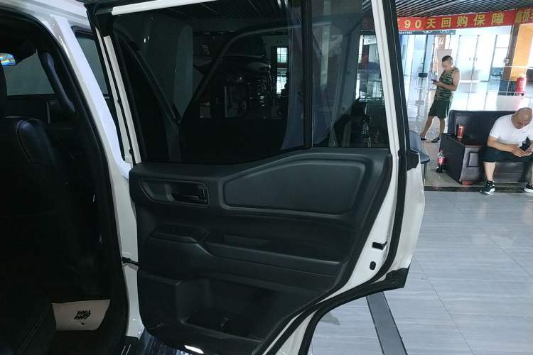 Used Toyota Prado 2025 2.4T Cross-Border BX Edition 5 Seats
