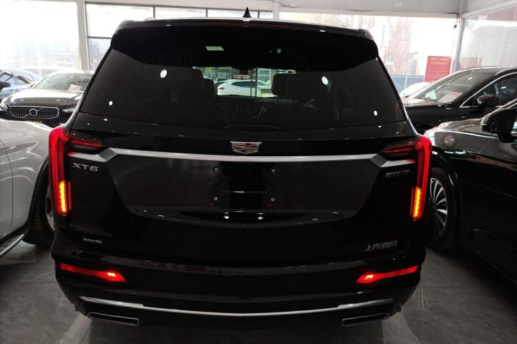 Used Cadillac XT6 2022 2.0T Six-Seater Four-Wheel Drive Luxury Version
