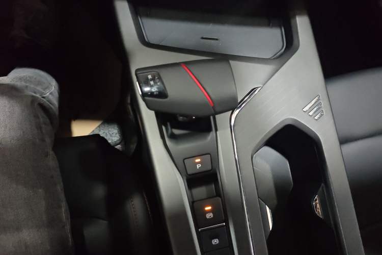 Used CHANGAN X5 PLUS 2024 1.5T DCT ZhiZun Version