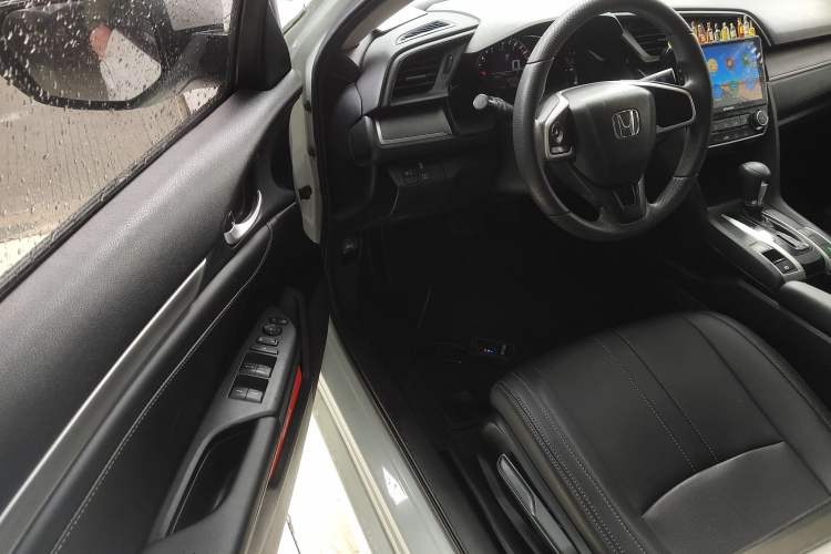 Used Honda Civic 2016 180TURBO CVT Comfort Version