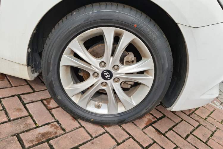 Used Hyundai Sonata 2011 2.0L Automatic Leading Edition