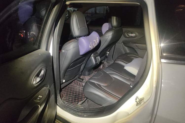 Used Jeep Cherokee 2017 2.4L Leading Smart Edition