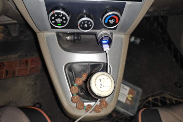 Used Hyundai Tucson 2009 2.0L Manual Two-Wheel Drive Fashion Edition