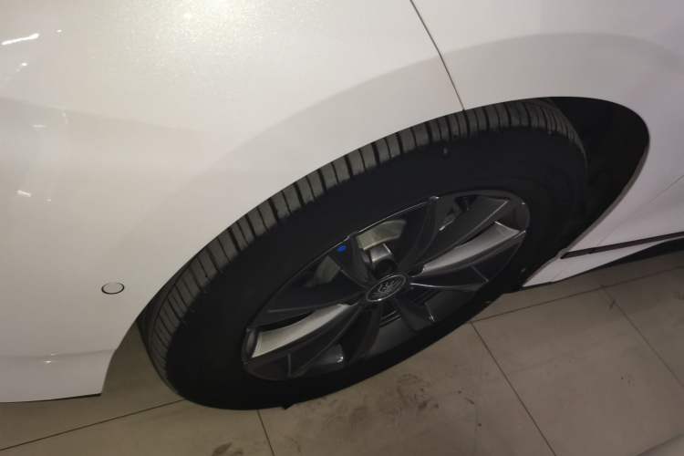 Used BYD Qin L 2025 EV 470KM Leading Edition Exterior 4