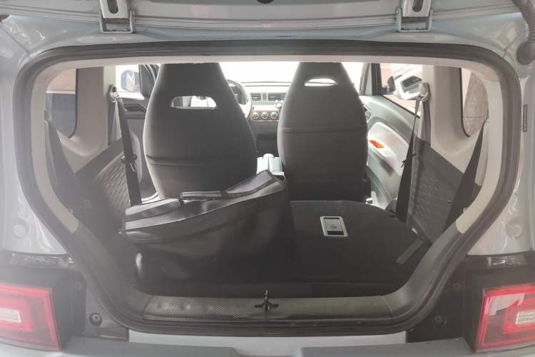 Used Wuling Hongguang MINIEV 2020 Zizai Version Lithium-NMC Trunk