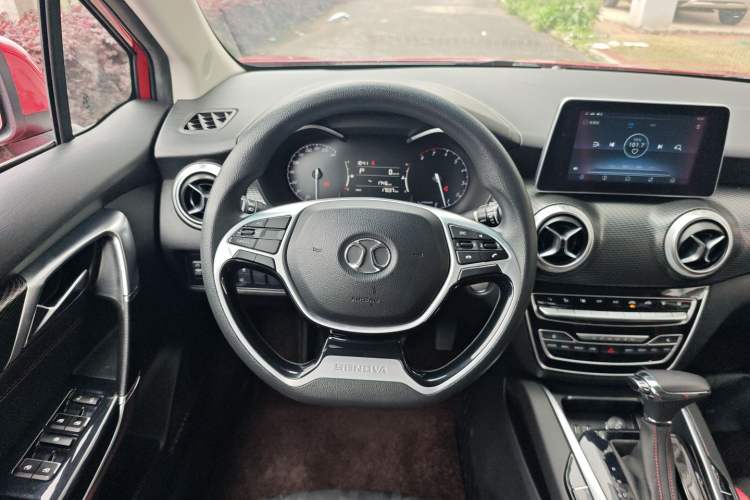 Used BAIC Senova D50 2019 1.5L CVT Luxury Edition China V Steering Wheel
