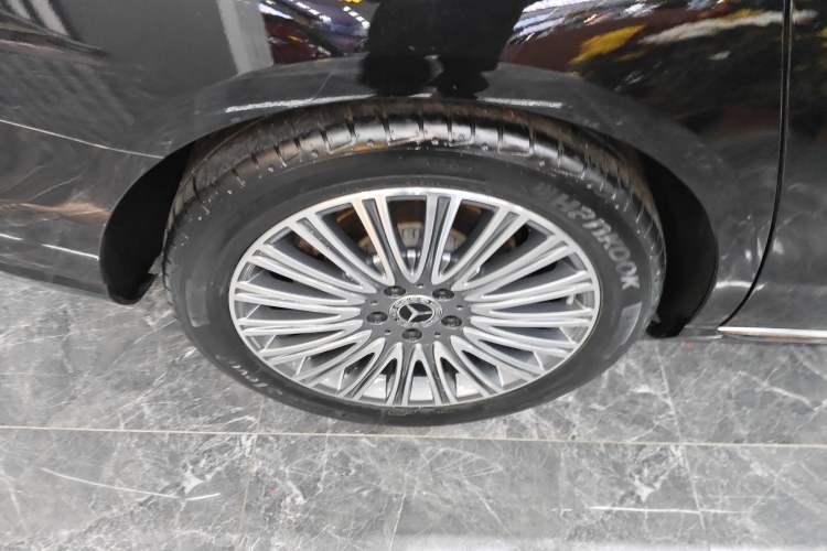 Used Mercedes-Benz E-Class 2022 E 300 L Luxury Model