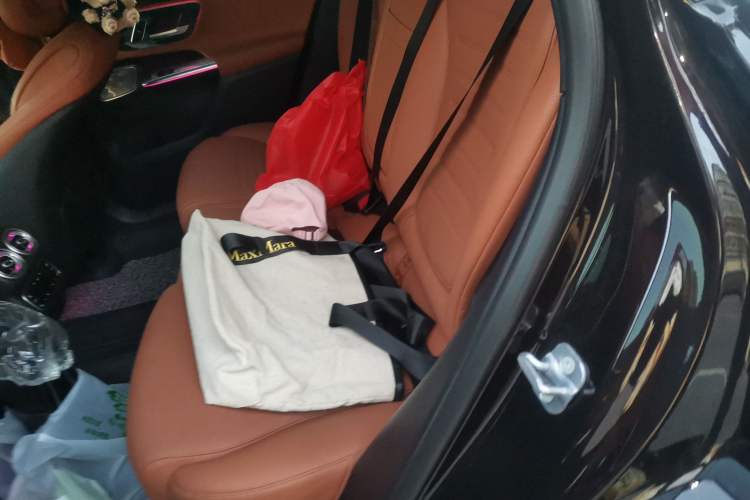 Used Mercedes-Benz GLC 2024 GLC 300 L 4MATIC Dynamic Edition 5-seater
