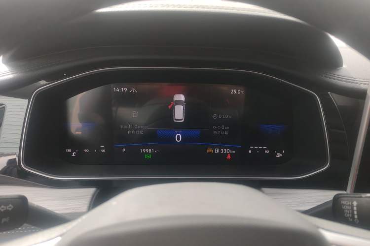 Used Volkswagen Sagitar 2023 300TSI DSG Excellence Edition Instrument Cluster