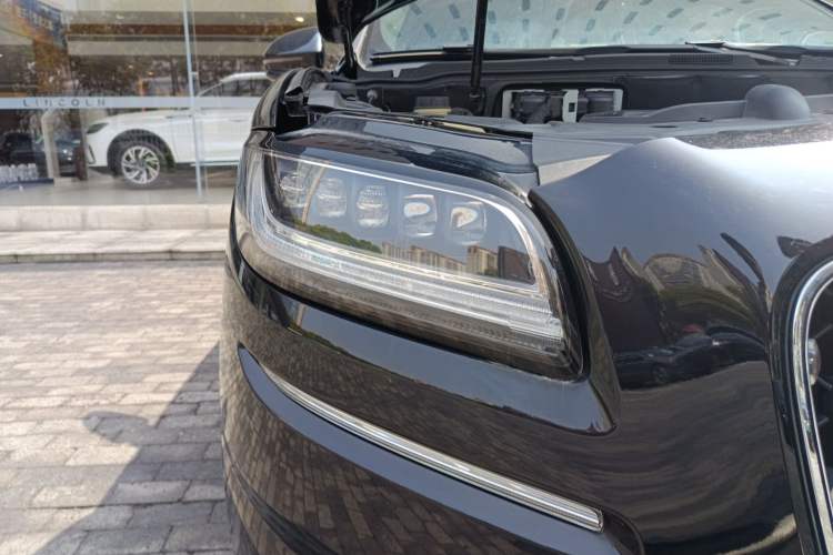 Used Lincoln Nautilus 2021 2.7T Four-Wheel Drive Prestige Edition Right Front Headlight