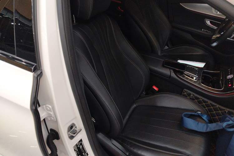 Used Mercedes-Benz E-Class 2019 E 260 Sport Edition 4MATIC

