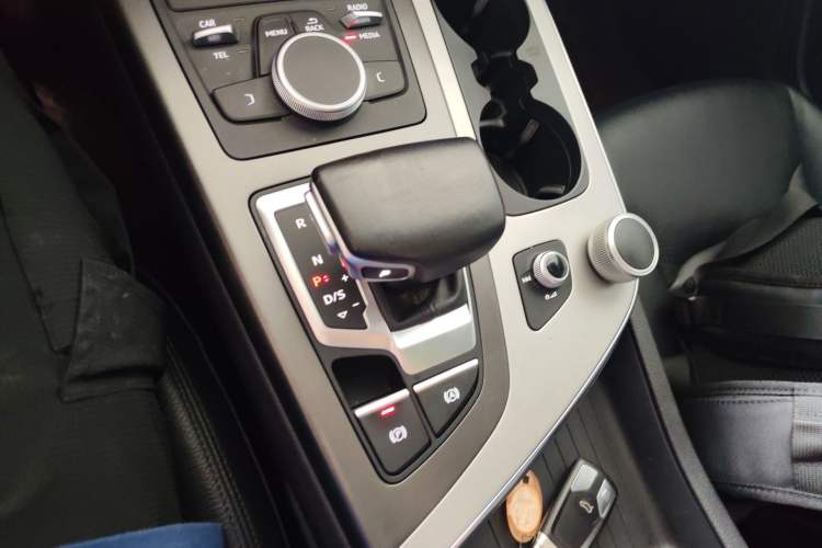 Used Audi Q7 2015 35 TFSI Ambition Edition
