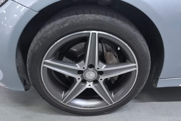 Used Mercedes-Benz C-Class 2015 C 200 station wagon