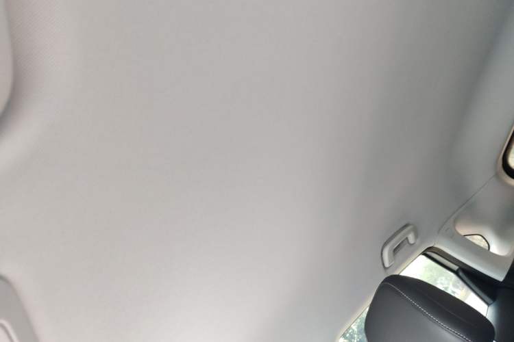 Used Baojun Yunhai 2024 140km Plug-in Hybrid Version
