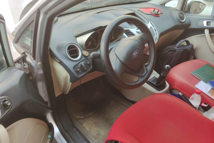 Used Ford Fiesta 2009 Hatchback 1.5L Manual Fashion Edition Driver Seat