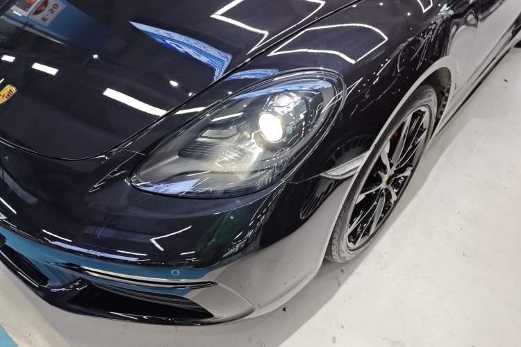 Used Porsche 718 2022 Boxster 2.0T
