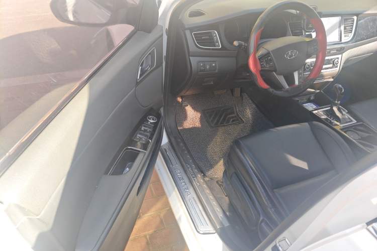 Used Hyundai Mistra 2014 1.8L Automatic Smart GLS
