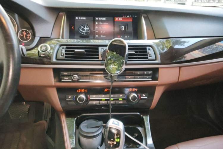 Used BMW 5 Series 2017 525Li Leading Model
