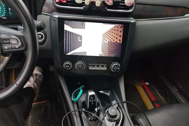 Used Lynk & Co 03 2020 2.0TD Automatic Trend Edition Audio And AC Panel