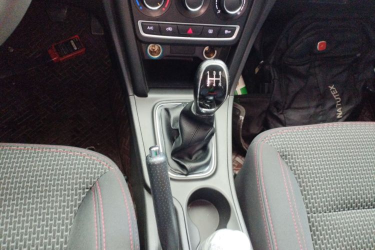 Used Chery Tiggo 3 2016 1.6L Manual Fashion Edition Gear Lever