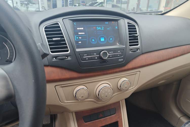 Used Roewe 350 2014 1.5L Automatic Xunyue Version
