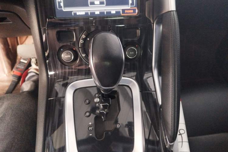 Used Peugeot 3008 2015 1.6THP Automatic Prestige Edition