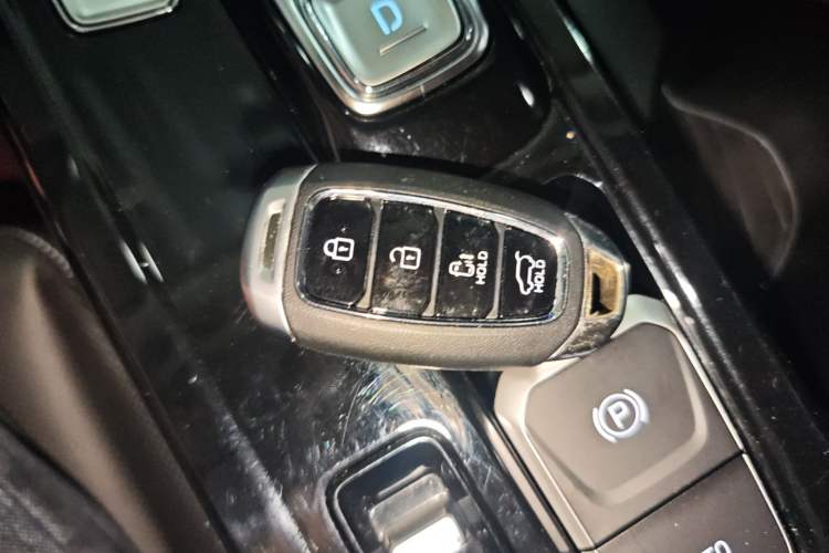 Used Hyundai Custo 2021 380TGDi Smart Luxury Premium LUX Vehicle Key
