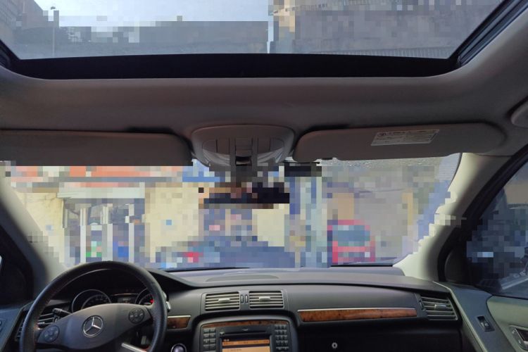 Used Mercedes-Benz R-Class 2010 R 350 L 4MATIC