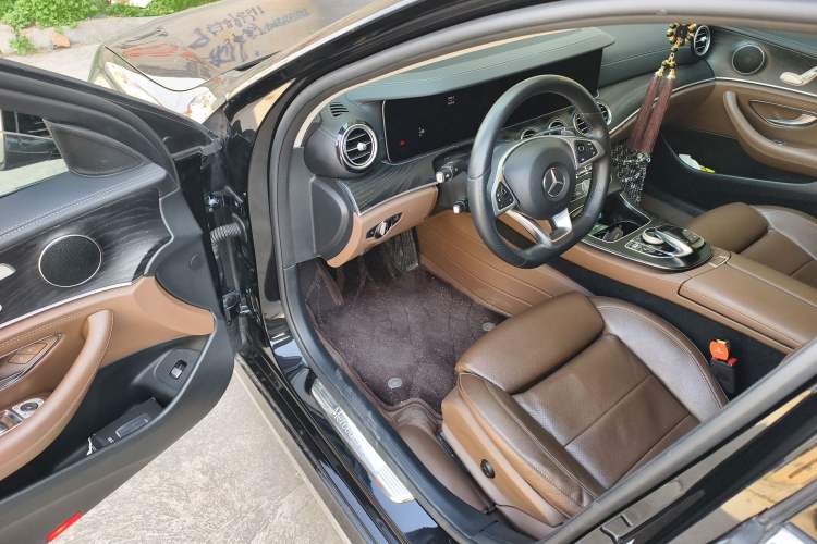 Used Mercedes-Benz E-Class 2016 E 200 L Sport Edition