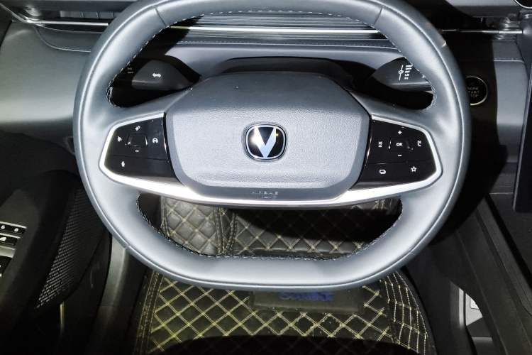 Used CHANGAN Eado DD 2023 Blue Whale NE 1.5T GDI DCT Luxury Edition