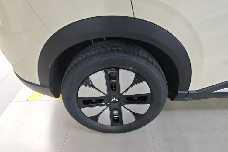 Used Wuling Bingo S 2025 Model 325km Deluxe Edition