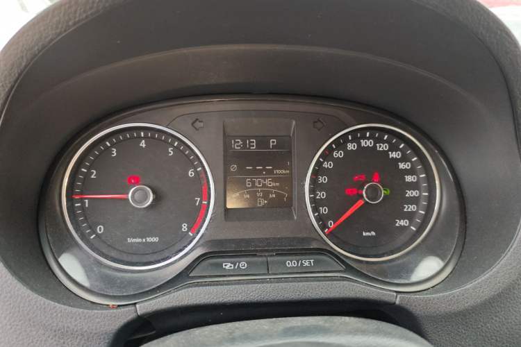 Used Volkswagen Polo 2014 1.6L Automatic Luxury Edition Instrument Cluster
