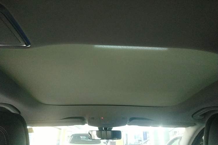 Used Mercedes-Benz E-Class 2022 Updated E 300 L Stylish Edition Headliner