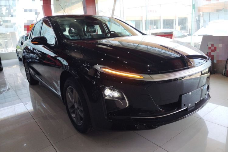 Used Hongqi E-QM5 2025 500km Range Commuter Version