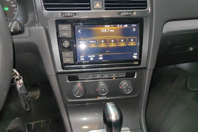 Used Volkswagen Golf 2019 280TSI DSG Comfort Version China VI Standard
