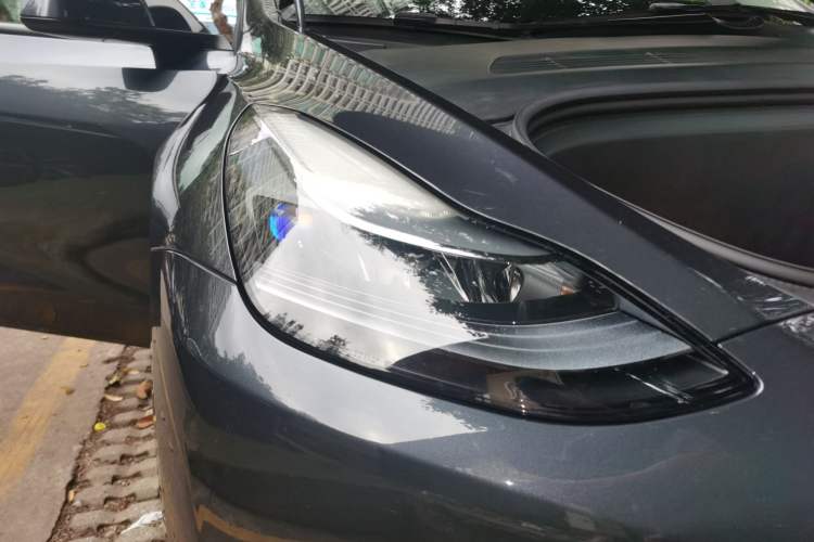 Used Tesla Model Y 2024 Rear-Wheel-Drive Version Exterior 3