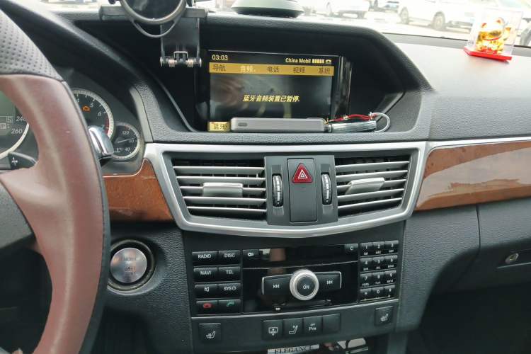 Used Mercedes-Benz E-Class 2011 E 300 L Elegant Model Audio And AC Panel