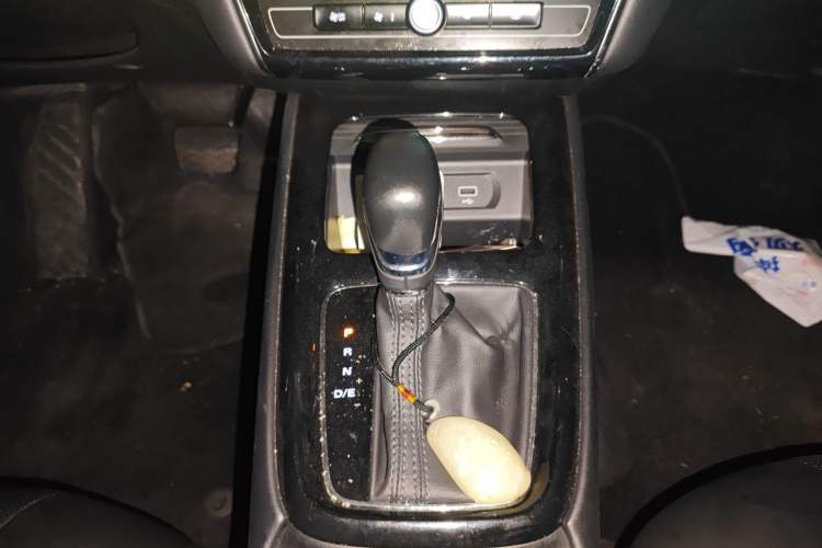 Used Roewe i5 2020 1.5L Automatic 4G Connect Luxury Flagship Edition